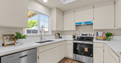 5925 Creighton Way, Sacramento, CA 95842 Photo