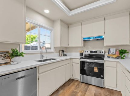 5925 Creighton Way, Sacramento, CA 95842 Photo