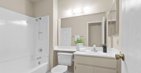 5925 Creighton Way, Sacramento, CA 95842 Photo