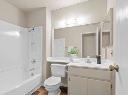 5925 Creighton Way, Sacramento, CA 95842 Photo