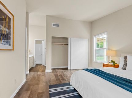 5925 Creighton Way, Sacramento, CA 95842 Photo