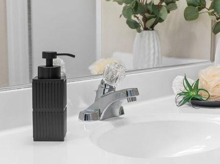 5925 Creighton Way, Sacramento, CA 95842 Photo