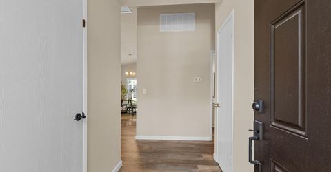 5925 Creighton Way, Sacramento, CA 95842 Photo