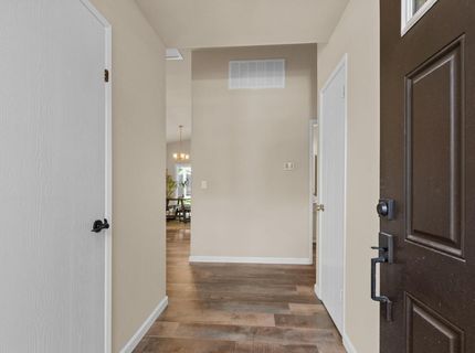 5925 Creighton Way, Sacramento, CA 95842 Photo