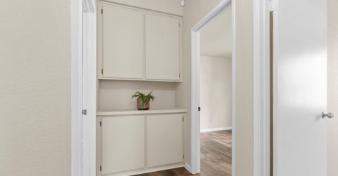 5925 Creighton Way, Sacramento, CA 95842 Photo