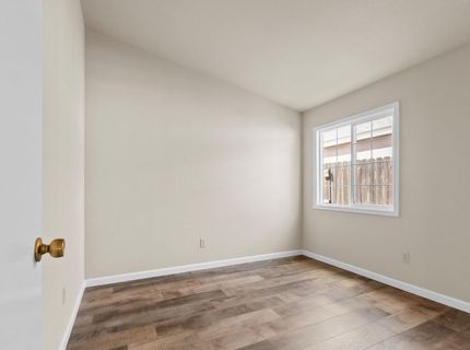 5925 Creighton Way, Sacramento, CA 95842 Photo