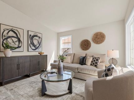 5925 Creighton Way, Sacramento, CA 95842 Photo