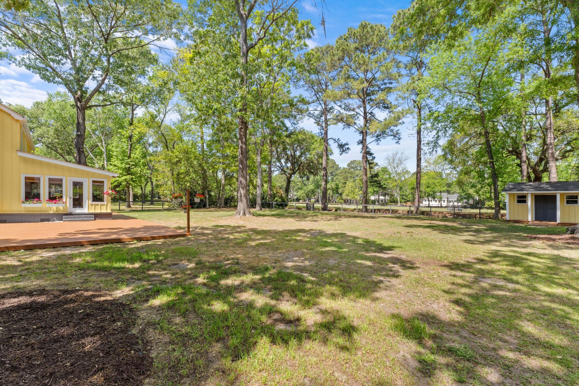 1088 Deleisseline Boulevard Photo 33