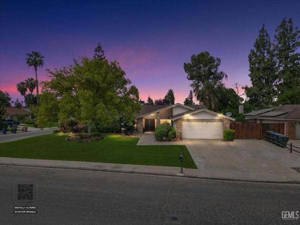 1813 Vallecito Lane, Bakersfield, CA 93309