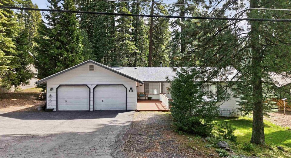 811 Golf Club Road , Lake Almanor, CA 96137 Photo