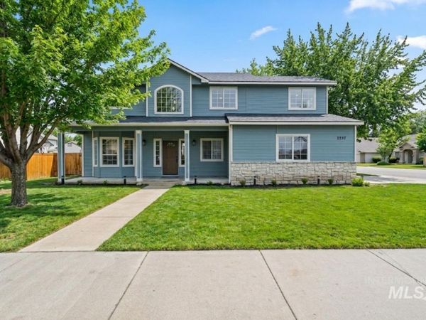 2257 W Pebblestone St, Meridian, ID 83646