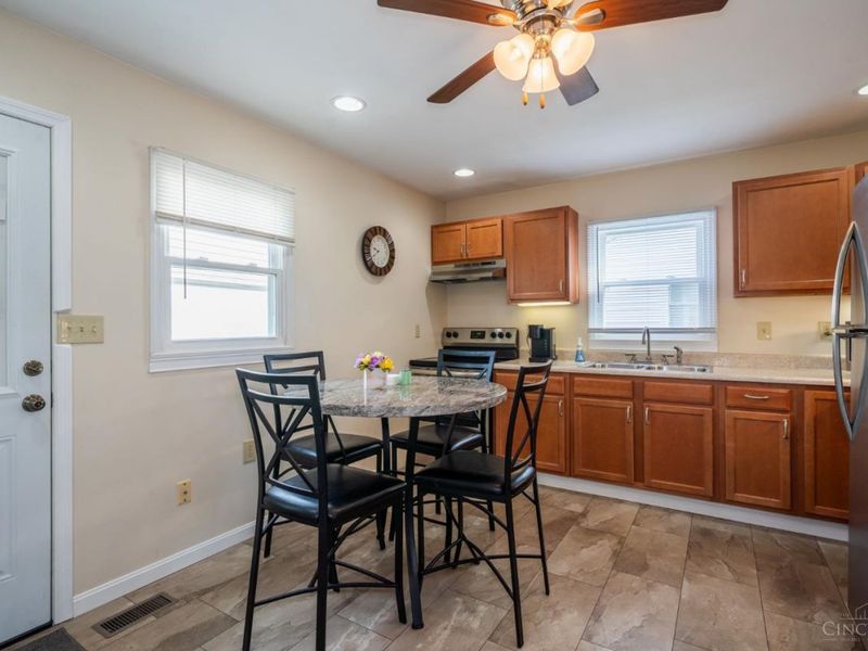 821 Old Main Street, Miamisburg, OH 45342 Photo 10