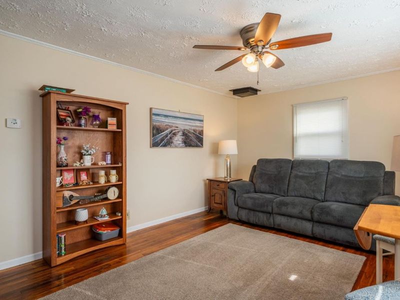 821 Old Main Street, Miamisburg, OH 45342 Photo 5