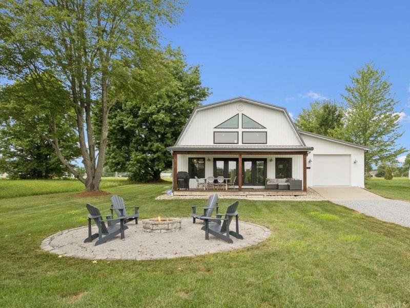 559 Waynoka Drive, Franklin Twp, OH 45171 Photo 1