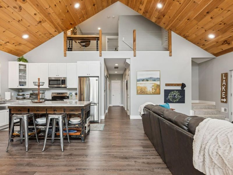 559 Waynoka Drive, Franklin Twp, OH 45171 Photo 13