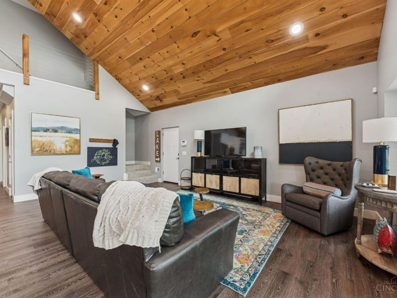 559 Waynoka Drive, Franklin Twp, OH 45171 Photo 16