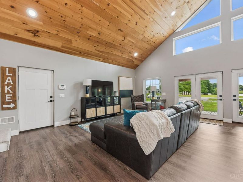 559 Waynoka Drive, Franklin Twp, OH 45171 Photo 17