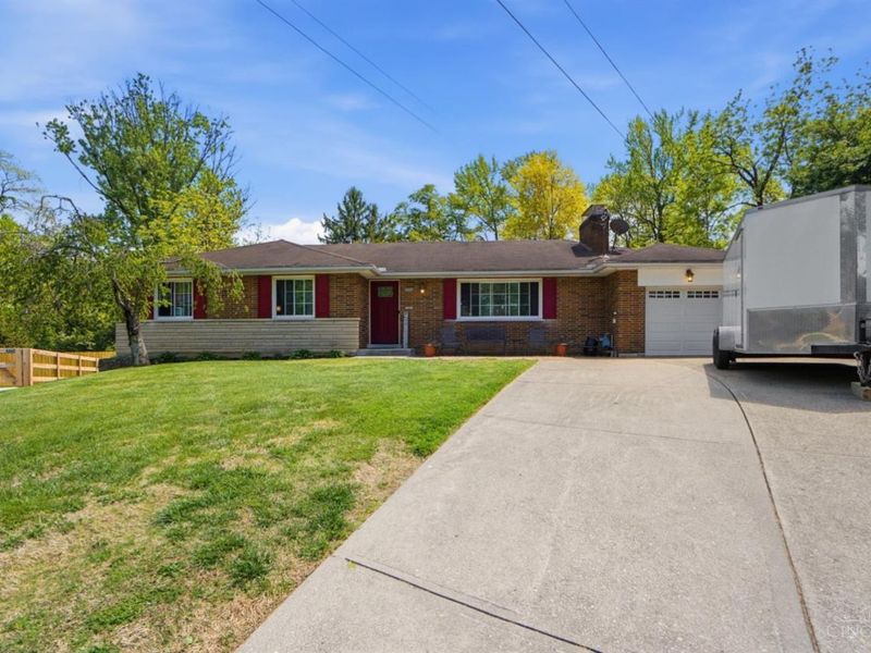 5655 Midforest Lane, Cincinnati, OH 45233 Photo 1