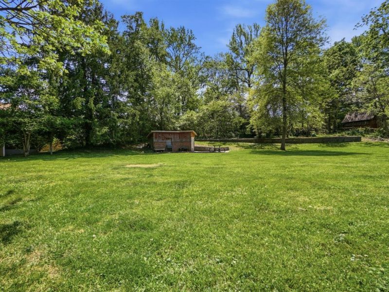 5655 Midforest Lane, Cincinnati, OH 45233 Photo 22