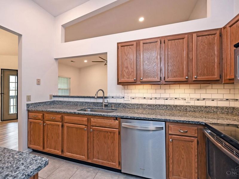 11971 Olde Dominion Drive, Unit 7, Symmes Township, OH 45249 Photo 13