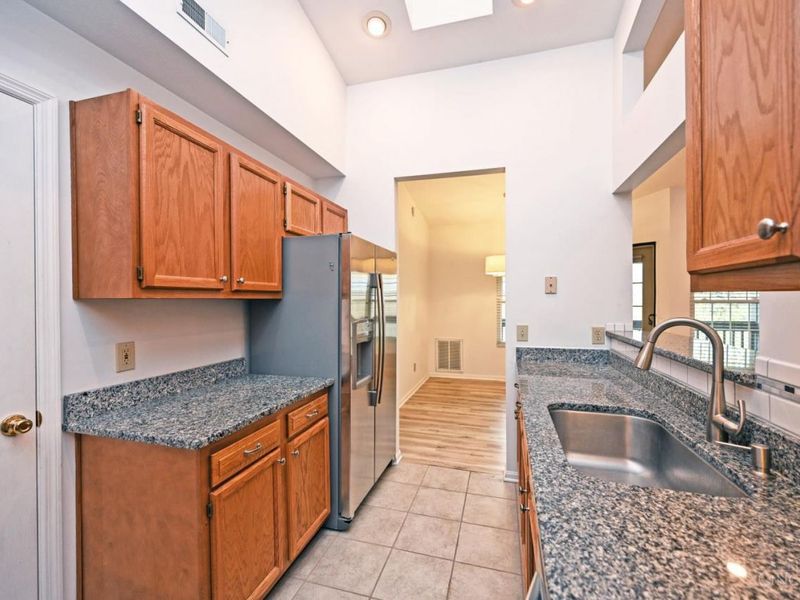 11971 Olde Dominion Drive, Unit 7, Symmes Township, OH 45249 Photo 14