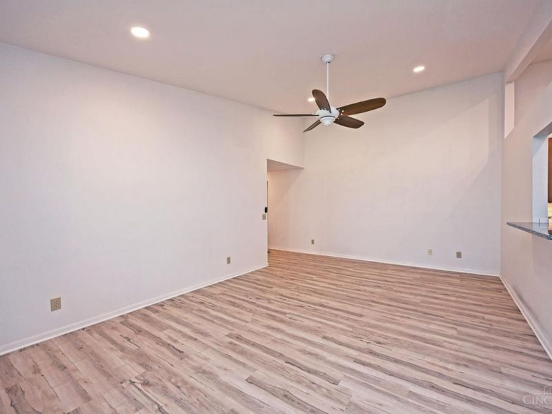 11971 Olde Dominion Drive, Unit 7, Symmes Township, OH 45249 Photo 7