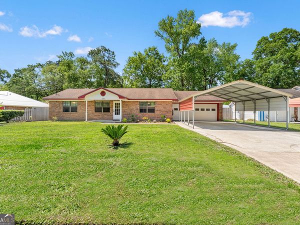 129 W Peach Avenue, Kingsland, GA 31548