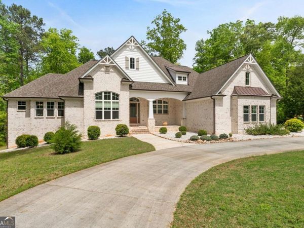 210 Darwish Drive, Mcdonough, GA 30252