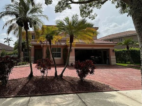 1065 Nandina Drive, Weston, FL 33327