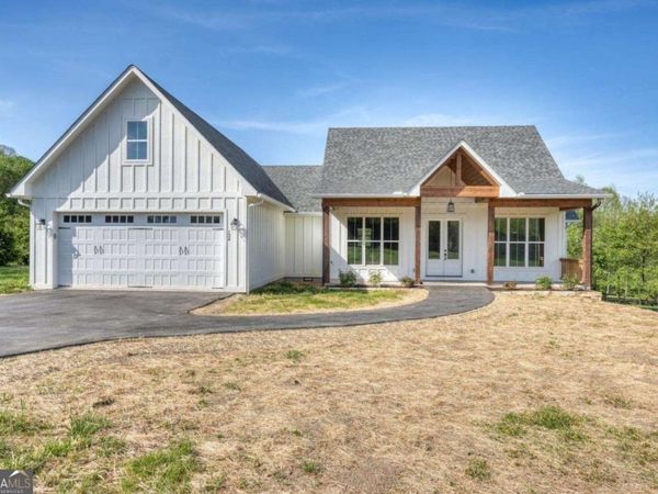 124 Meadow Brooke Lane, Unit 2, Young Harris, GA 30582