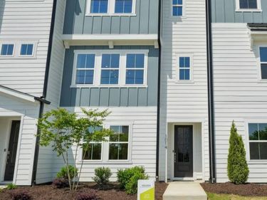 1060 Zelkova Lane, Chapel Hill, NC 27517
