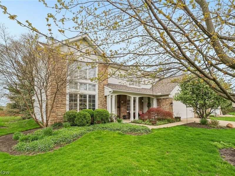 3 Wenden Court, Bratenahl, OH 44108 Photo 2