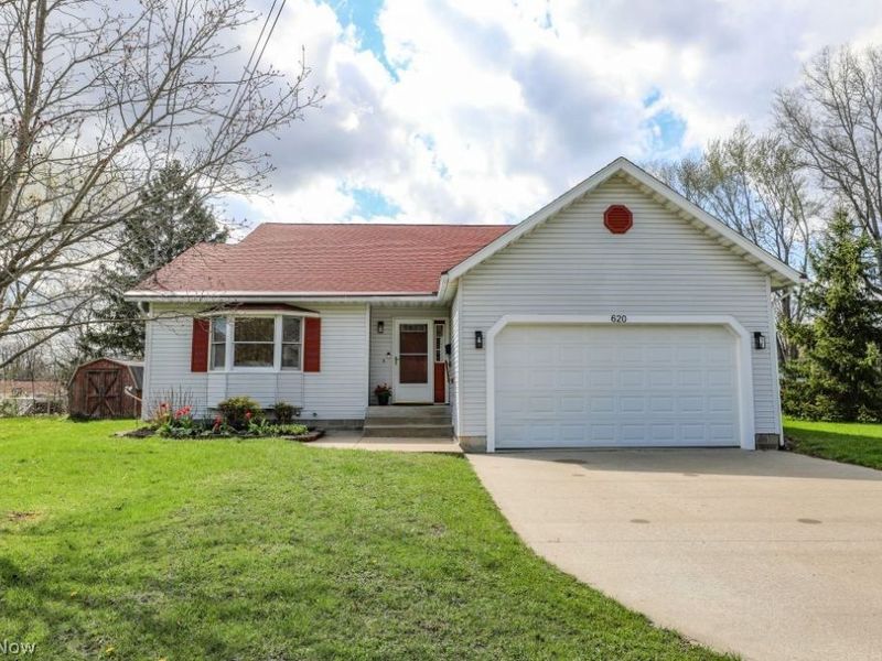 620 Walton Street, Ravenna, OH 44266 Photo 3