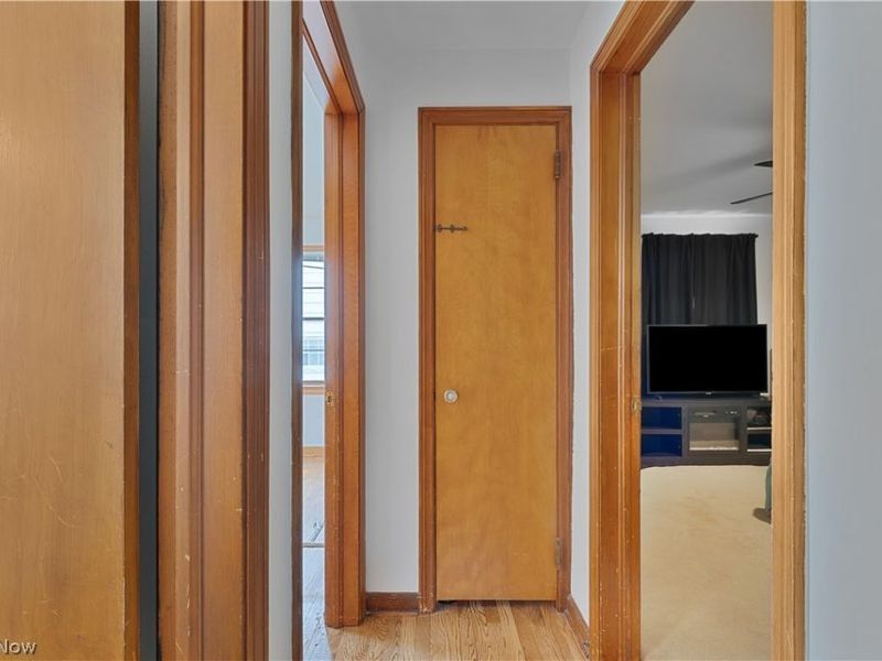 4649 Waseka Lane, Youngstown, OH 44512 Photo 11