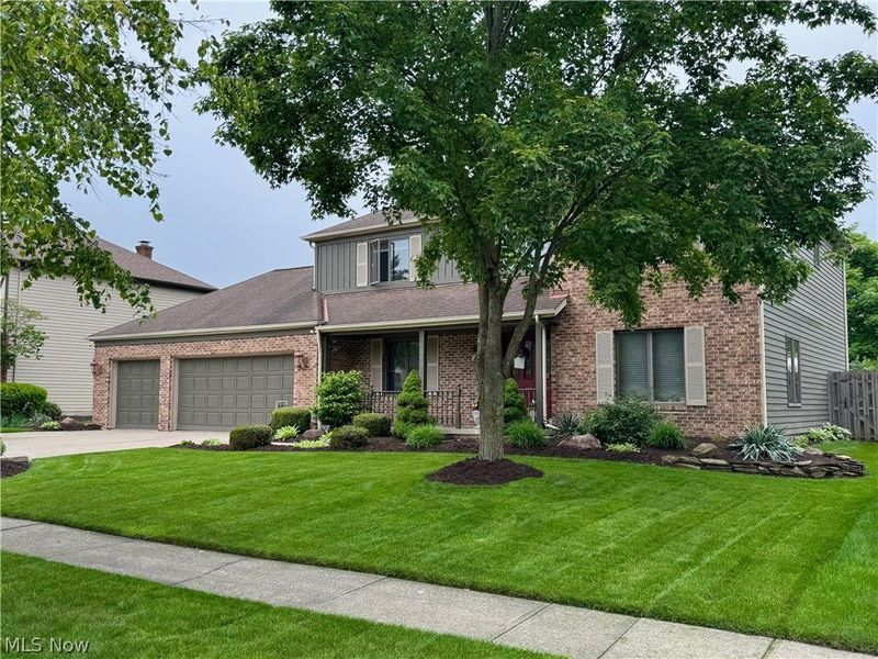 14666 Regency Drive, Strongsville, OH 44149 Photo 2