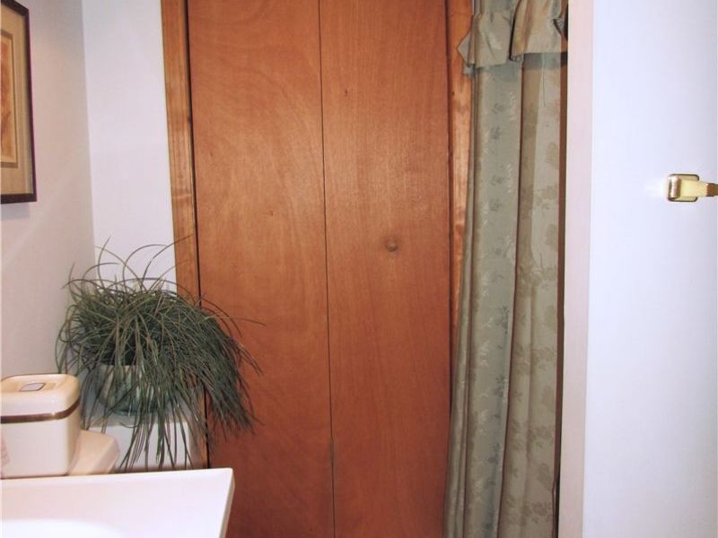 14666 Regency Drive, Strongsville, OH 44149 Photo 39