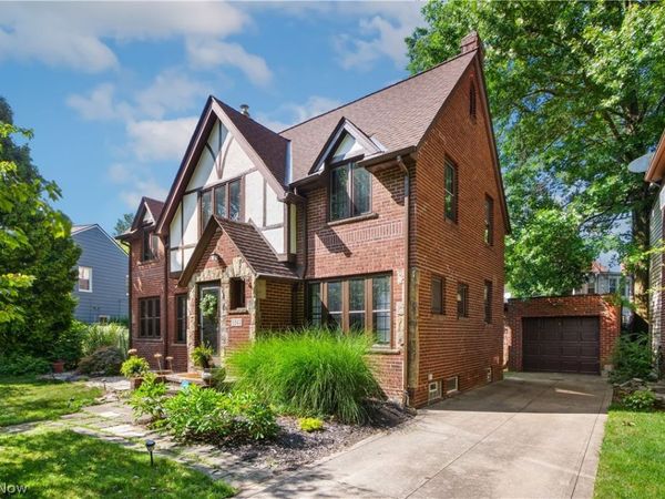 2965 Washington Boulevard, Cleveland Heights, OH 44118