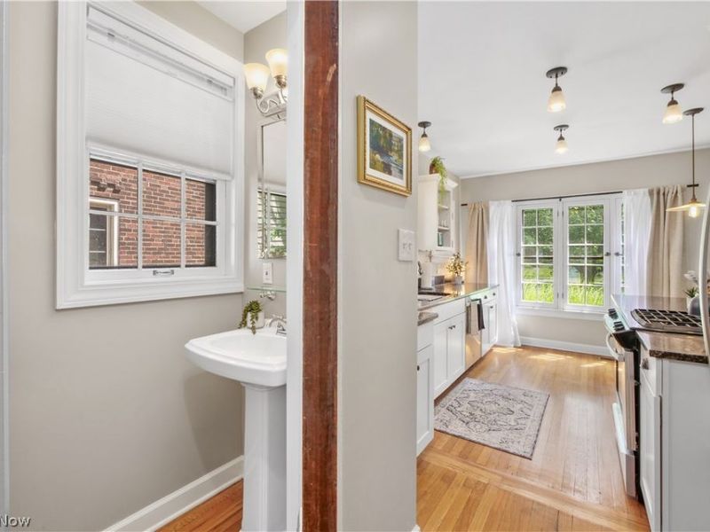 2965 Washington Boulevard, Cleveland Heights, OH 44118 Photo 18