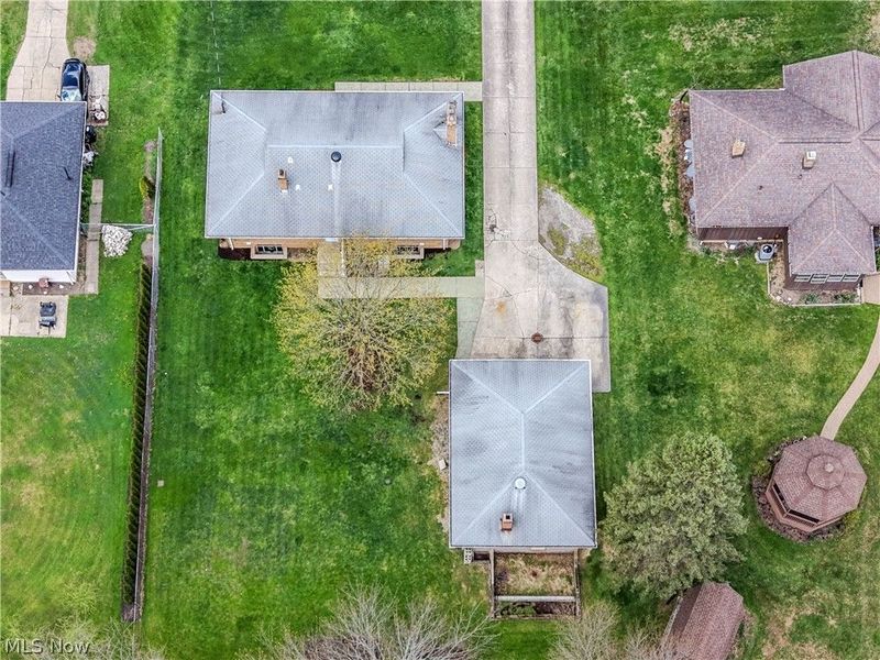 10073 Delsy Drive , North Royalton, OH 44133 Photo 4