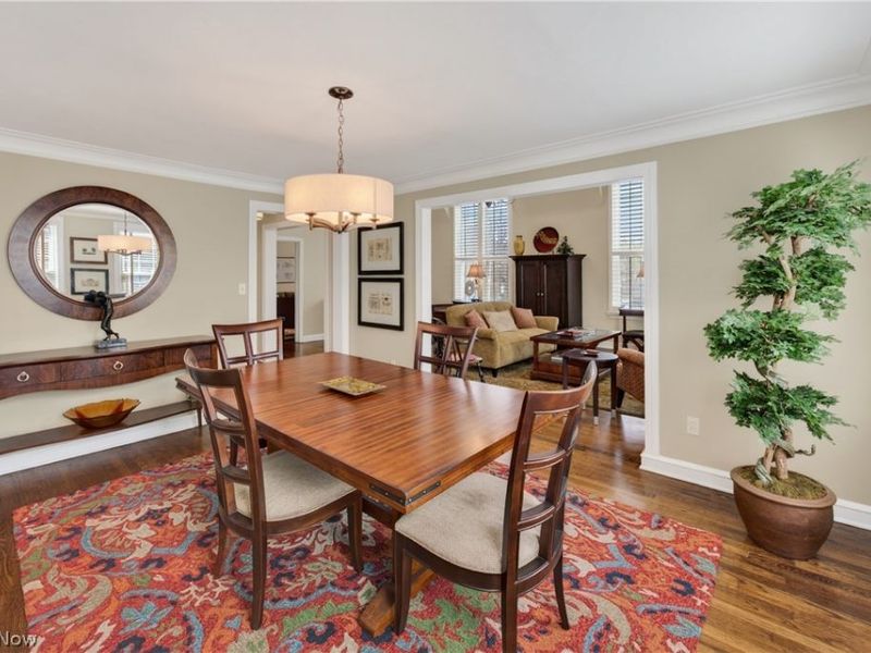 2808 Van Aken Boulevard, Unit 3, Cleveland, OH 44120 Photo 12