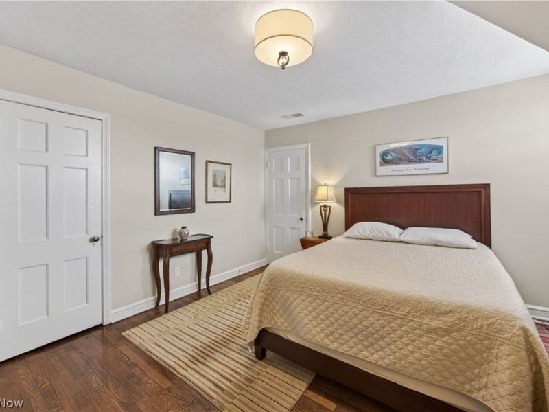 2808 Van Aken Boulevard, Unit 3, Cleveland, OH 44120 Photo 34