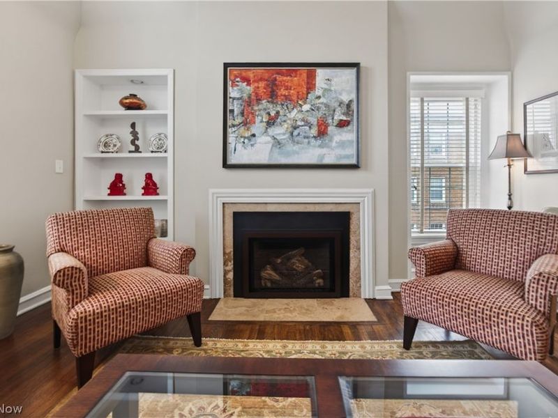 2808 Van Aken Boulevard, Unit 3, Cleveland, OH 44120 Photo 4