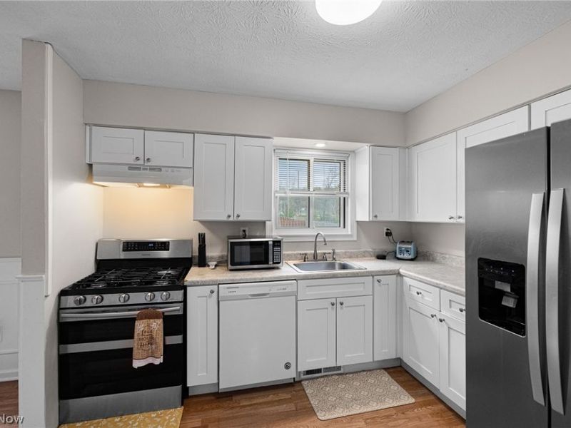 1371 Sorin Avenue, Akron, OH 44310 Photo 2