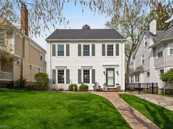 1446 Elbur Avenue , Lakewood, OH 44107