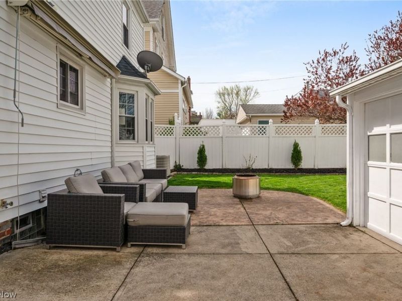 1446 Elbur Avenue , Lakewood, OH 44107 Photo 32