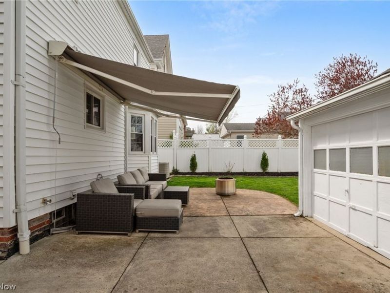 1446 Elbur Avenue , Lakewood, OH 44107 Photo 33