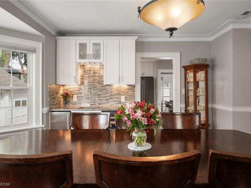 1446 Elbur Avenue , Lakewood, OH 44107 Photo 8