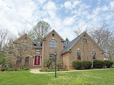 2683 Radford Street NW, North Canton, OH 44720