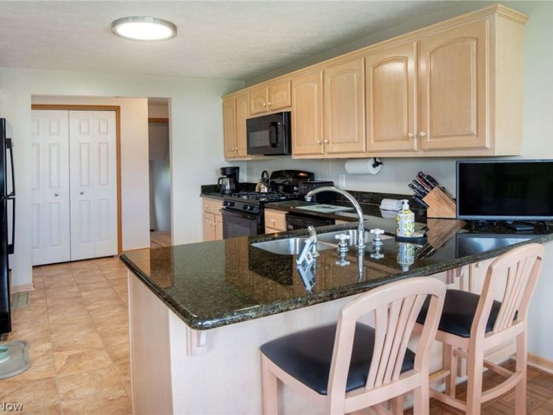 11183 Bloom Road , Garrettsville, OH 44231 Photo 5