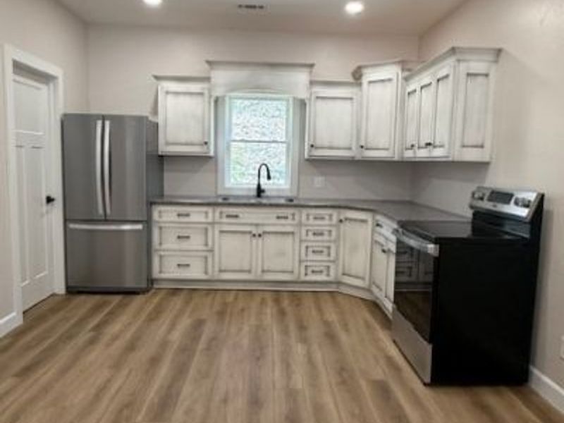 7071 Township Road 466, Unit B, Lakeville, OH 44638 Photo 13